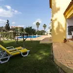 Apartman Oura 7 *