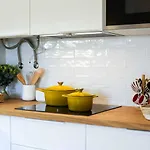 Oura 7 Apartment