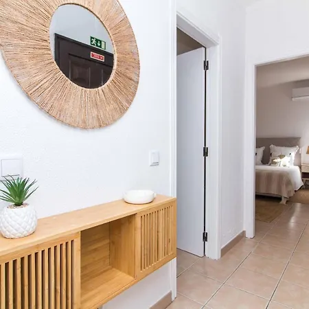 Apartment Oura 7