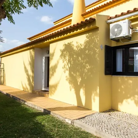 Apartment Oura 7 *